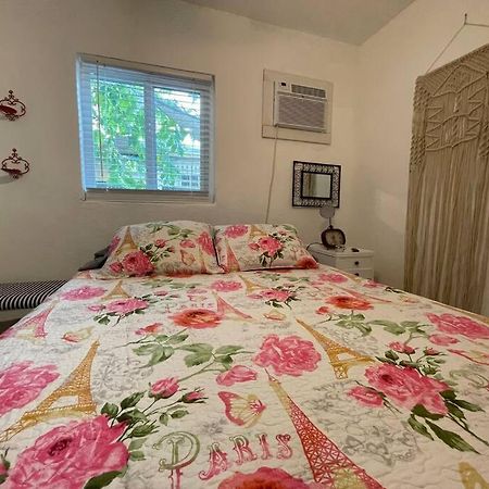 1 Bedroom Apt Near Coconut Grove Майами Экстерьер фото