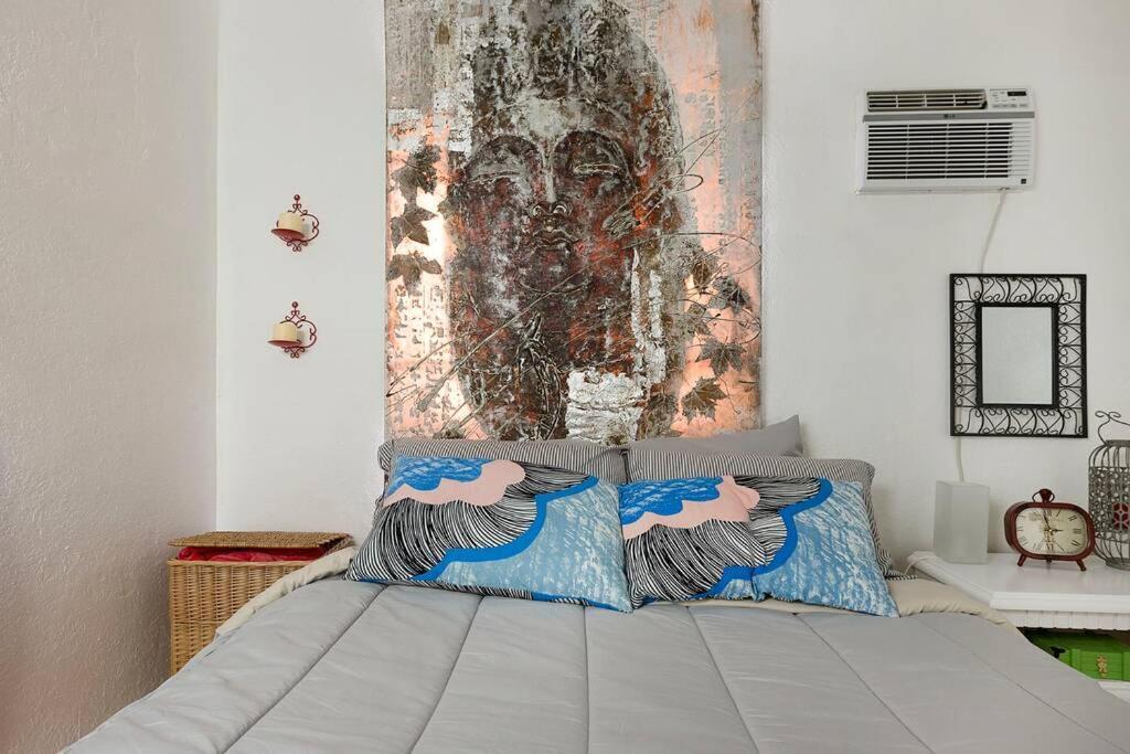 1 Bedroom Apt Near Coconut Grove Майами Экстерьер фото